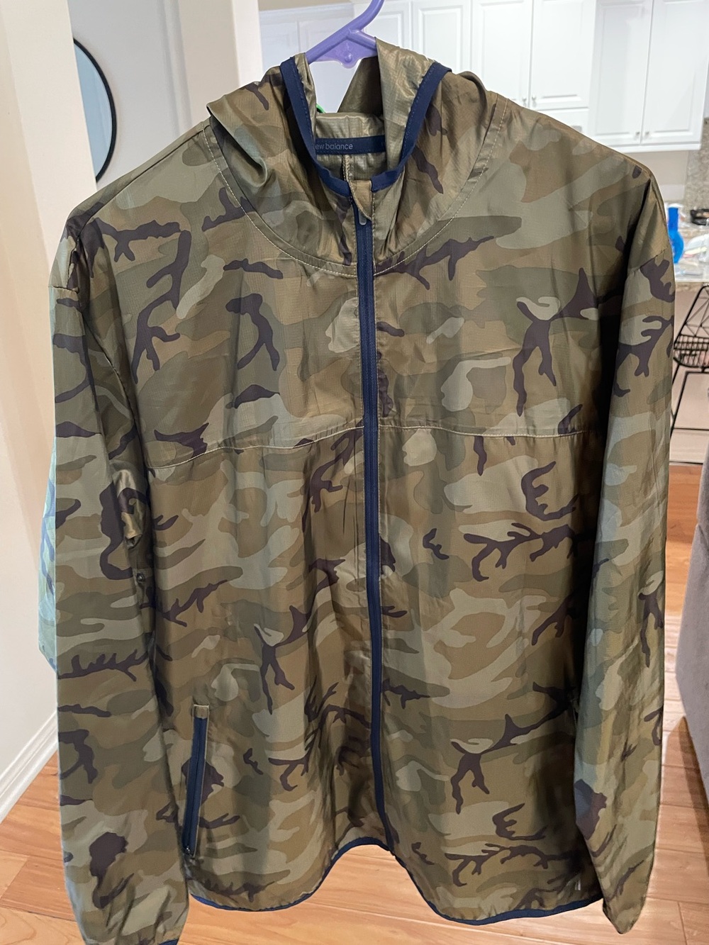 New Balance Men's Camo Hooded Windbreaker - Green/Brown